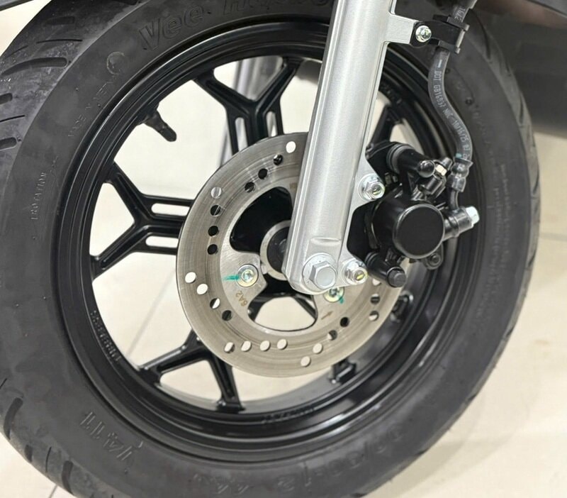 Hệ thống phanh đĩa trên VinFast Evo Grand Lite
