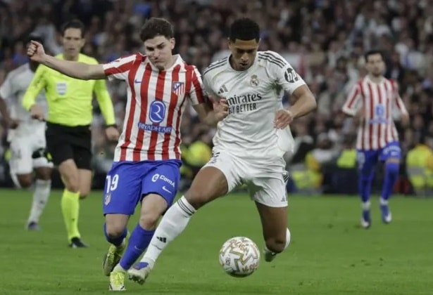 Julian Alvarez trong tầm ngắm của Real Madrid với mức giá kỷ lục.