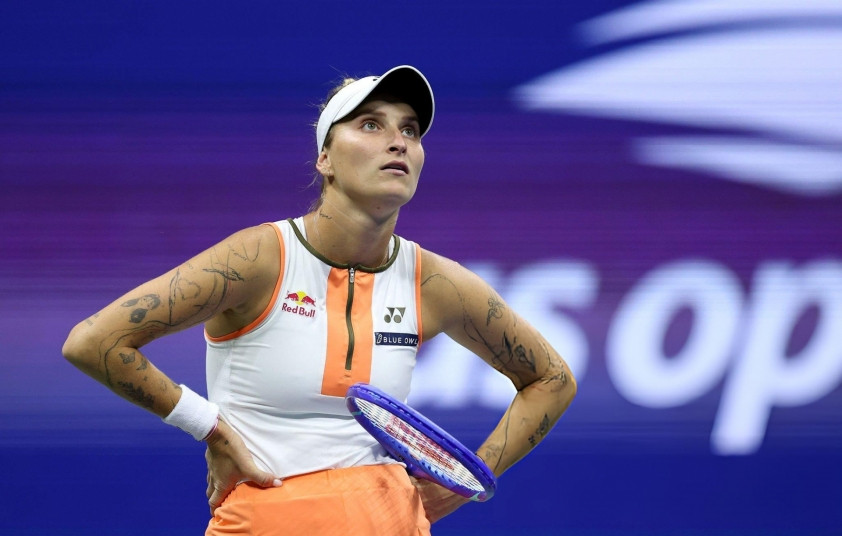 Marketa Vondrousova buồn bã sau án phạt cấm thi đấu 4 năm