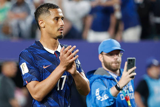 William Saliba trong màu áo Arsenal