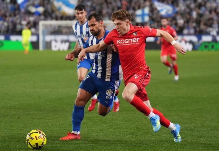 Liverpool vừa mới chiêu mộ Victor Munoz