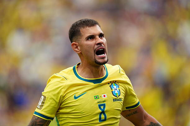 Bruno Guimaraes cầm trịch tuyến giữa của Selecao