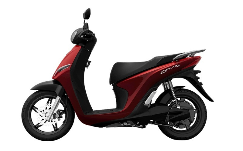 Feliz II hỗ trợ đổi pin tại trạm tiện lợi