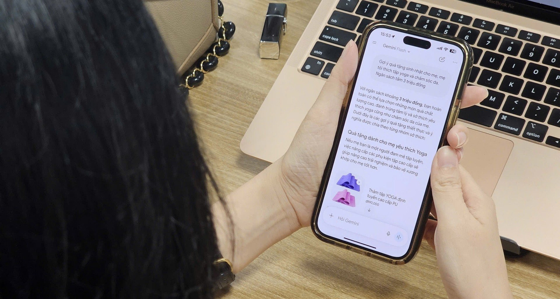 Trải nghiệm mua sắm trực tiếp trên giao diện Gemini với các gợi ý sản phẩm trực quan