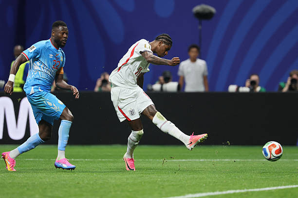 Rashford lẫn Madueke đều không đáp lại niềm tin của Tuchel. Ảnh: Getty Images.