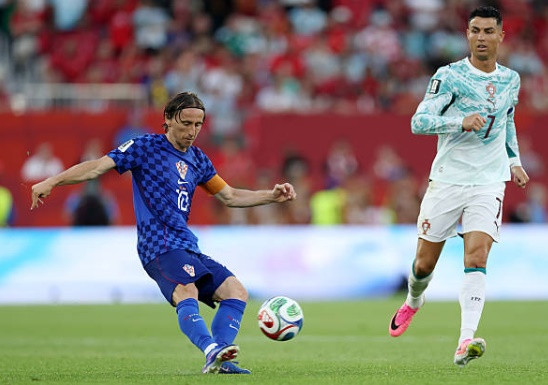 Luka Modric và Cristiano Ronaldo trong cuộc đối đầu lịch sử tại World Cup 2026.