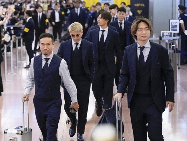 Đội tuyển Nhật Bản được người hâm mộ chào đón nồng nhiệt tại sân bay sau World Cup 2026