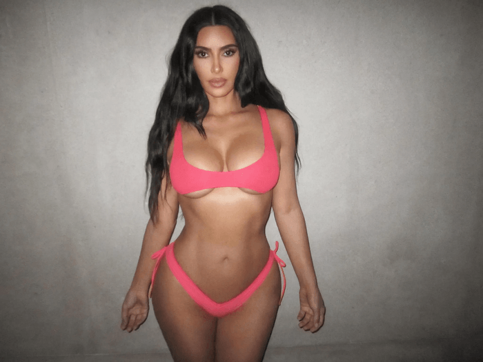Những hình ảnh táo bạo của người mẫu Kim Kardashian