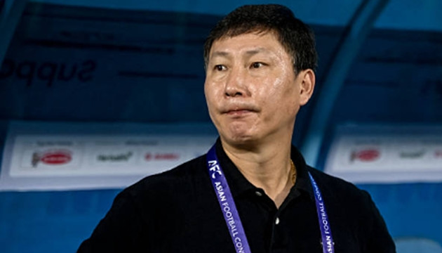 HLV Kim Sang-sik đang tính toán kỹ lưỡng việc sử dụng nhân sự nhập tịch cho hàng công Việt Nam.
