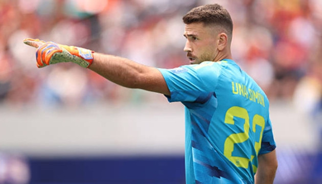 Thủ môn Unai Simon của đội tuyển Tây Ban Nha lập kỷ lục giữ sạch lưới mới tại World Cup.