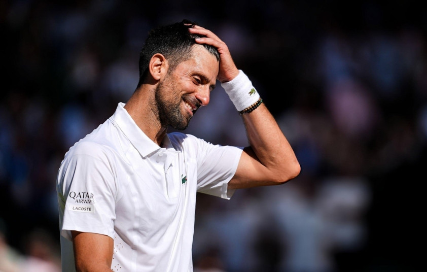Novak Djokovic thi đấu nỗ lực trước Arthur Rinderknech tại Wimbledon
