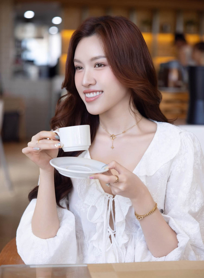 Thanh Thanh Huyền luôn tự mình trau dồi và học hỏi những kiến thức mới.