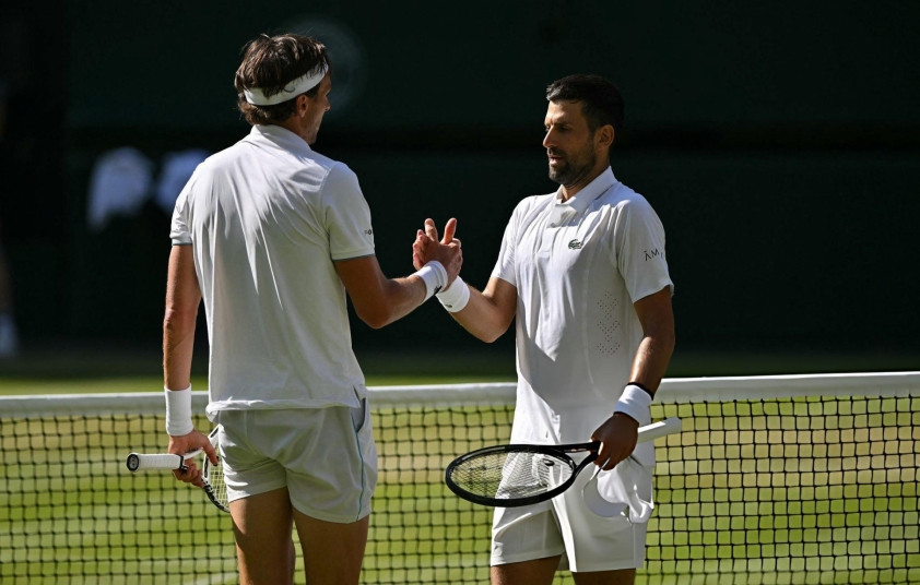 Novak Djokovic chuẩn bị cho vòng 4 Wimbledon