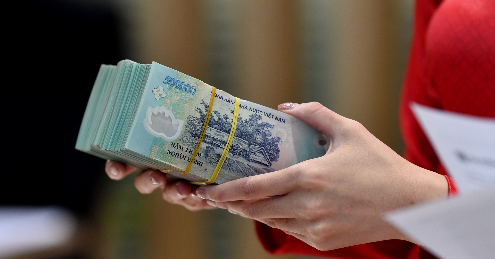 Biểu đồ và bảng lãi suất ngân hàng đang có xu hướng điều chỉnh nhẹ tại các chương trình ưu đãi