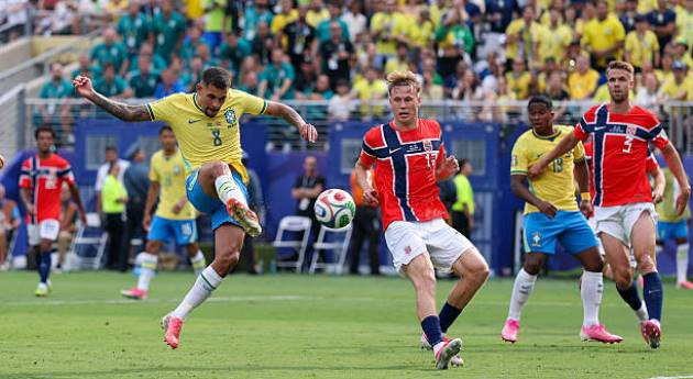 Các cầu thủ Brazil bỏ lỡ không ít cơ hội tại World Cup.