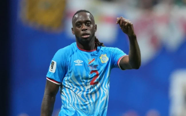 Aaron Wan-Bissaka lọt tầm ngắm Arsenal. Ảnh: Getty Images.