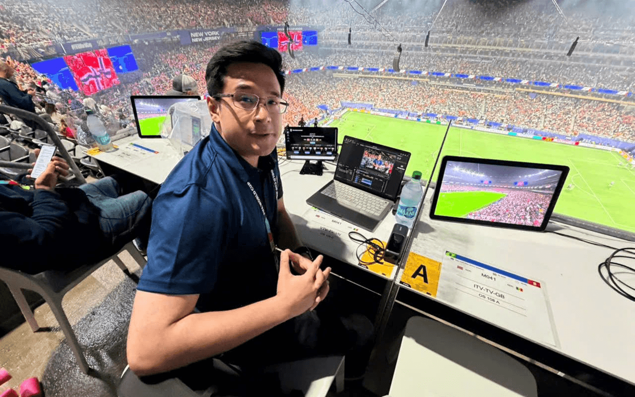 (Ảnh: Nhân vật cung cấp) BTV Tiến Anh tác nghiệp tại FIFA World Cup 2026
