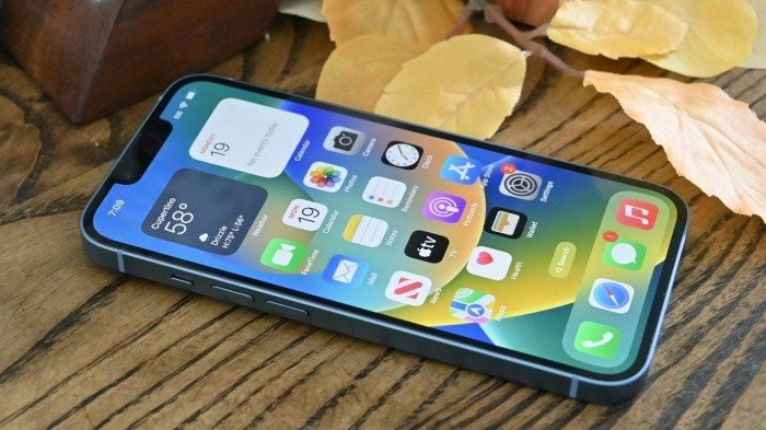 Thị trường iPhone chính hãng tại Việt Nam chuyển dịch sang các dòng máy mới hơn