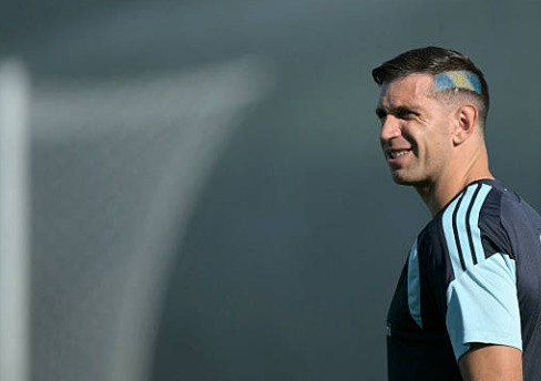 Thủ thành Emiliano Martinez đang là mục tiêu hàng đầu của Juventus để gia cố hàng thủ.