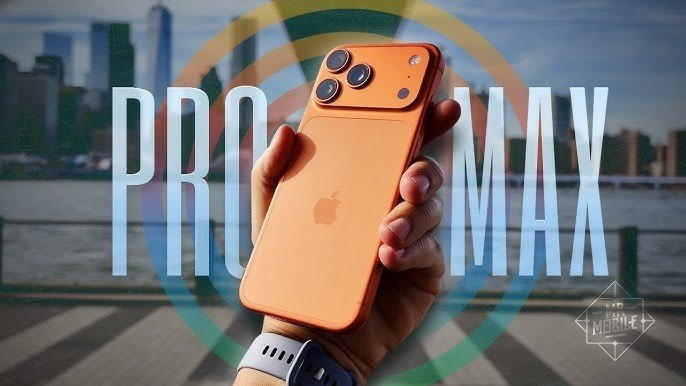 Người dùng cân nhắc giữa iPhone 17 Pro Max và iPhone 18 Pro Max sắp ra mắt