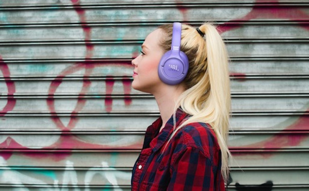 Thiết kế tai nghe JBL Tune mới