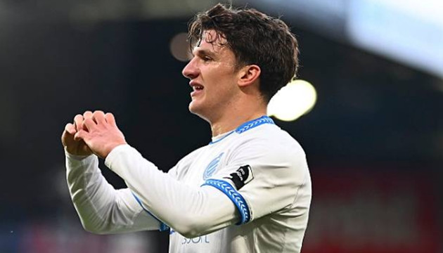 Tzolis tiến gần đến ngày gia nhập Arsenal