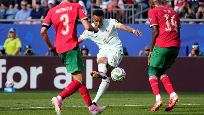 Mbappe lập công cho Pháp trong trận đấu với Morocco