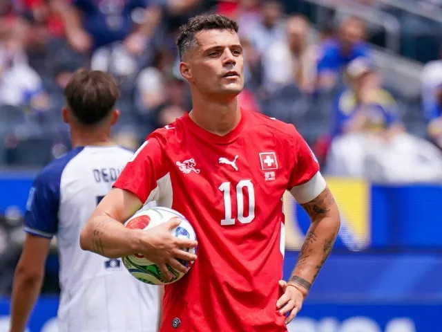 Granit Xhaka sẽ là nhân tố then chốt trong việc kiềm tỏa hàng tiền vệ Argentina.