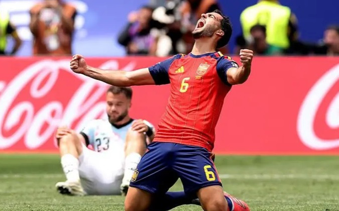Mikel Merino ăn mừng bàn thắng quyết định vào lưới đội tuyển Bỉ tại tứ kết World Cup 2026.