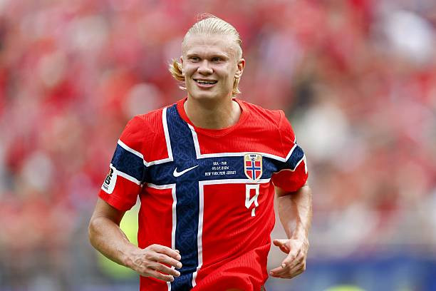 Erling Haaland có thể mang đến nhiều khó khăn cho tuyển Anh. Ảnh: Getty Images