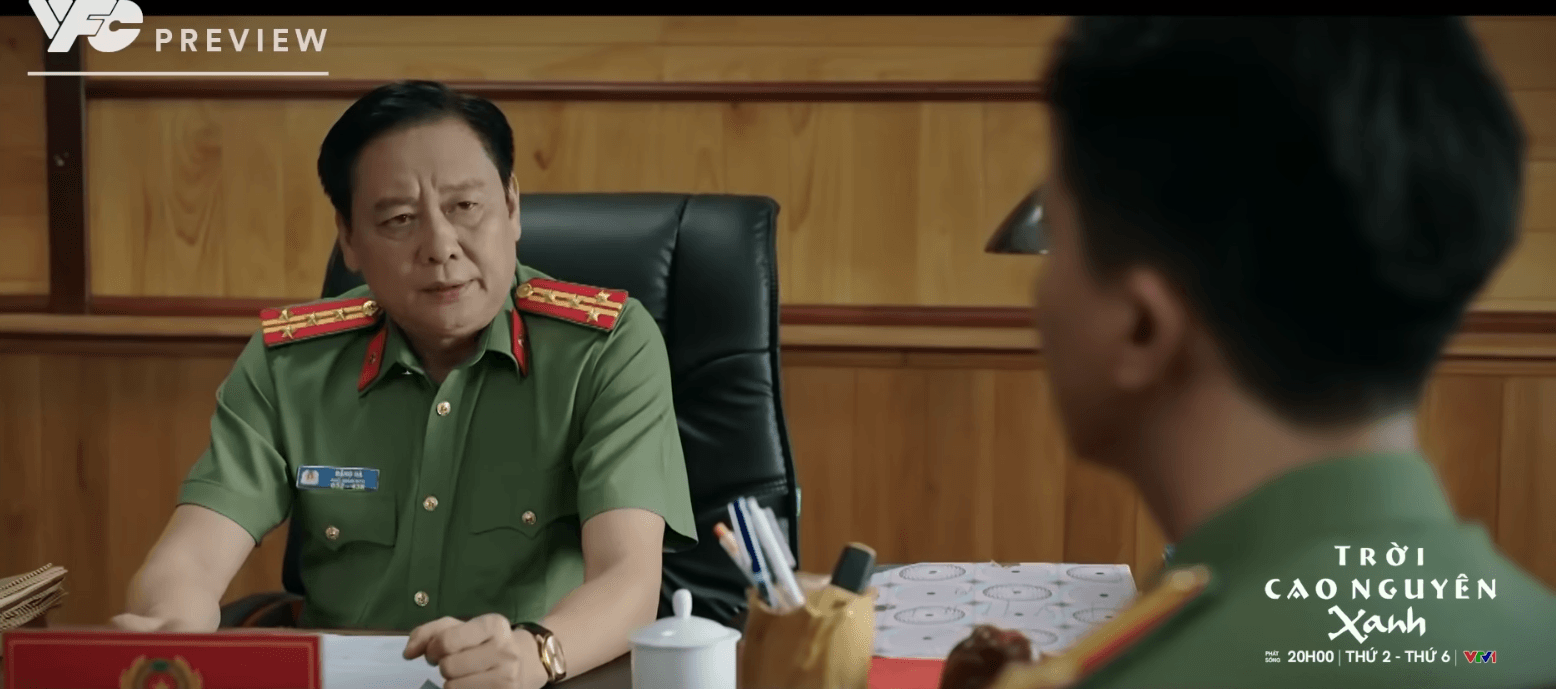 Nhóm thanh niên điều khiển xe máy gây rối trên đường