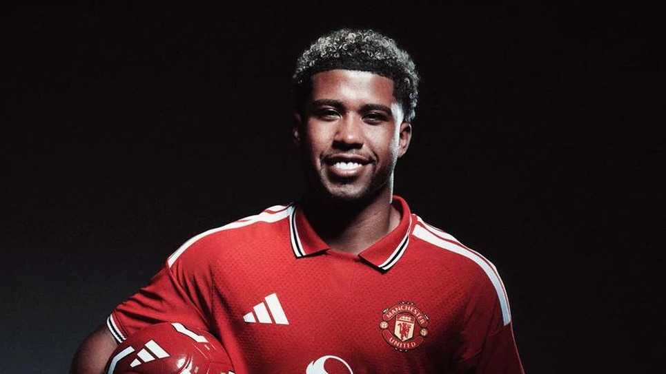 Tân binh Andrey Santos của Manchester United