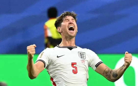 Trung vệ John Stones đang thể hiện phong độ ấn tượng trong màu áo đội tuyển Anh dưới thời Thomas Tuchel.