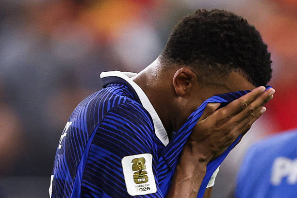 Kylian Mbappe thi đấu mờ nhạt trong trận bán kết World Cup 2026
