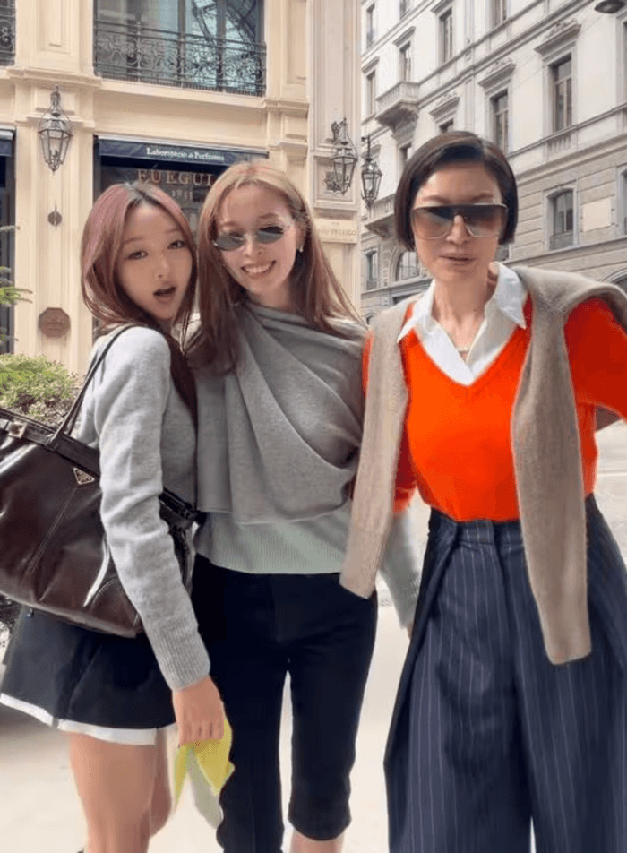 Vóc dáng và thần thái của ba mẹ con Byun Jung Soo nhận được nhiều phản hồi tích cực.