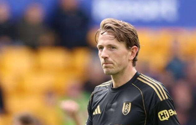 Sander Berge trong màu áo Fulham với phong cách thi đấu điềm tĩnh