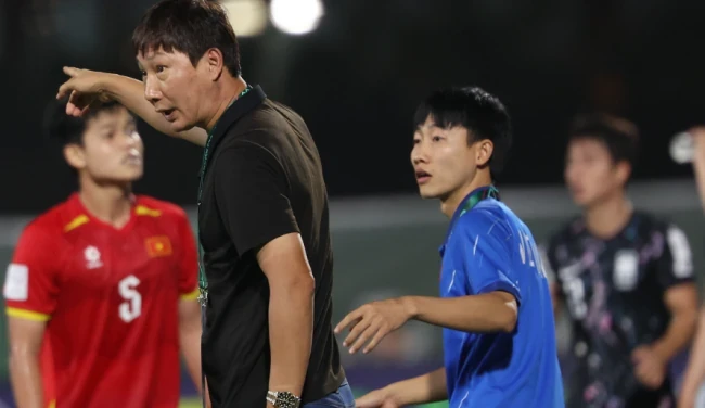 HLV Kim Sang-sik được kỳ vọng cùng Việt Nam giành vinh quang ở AFF Cup 2026. Ảnh: Vietnamnet.