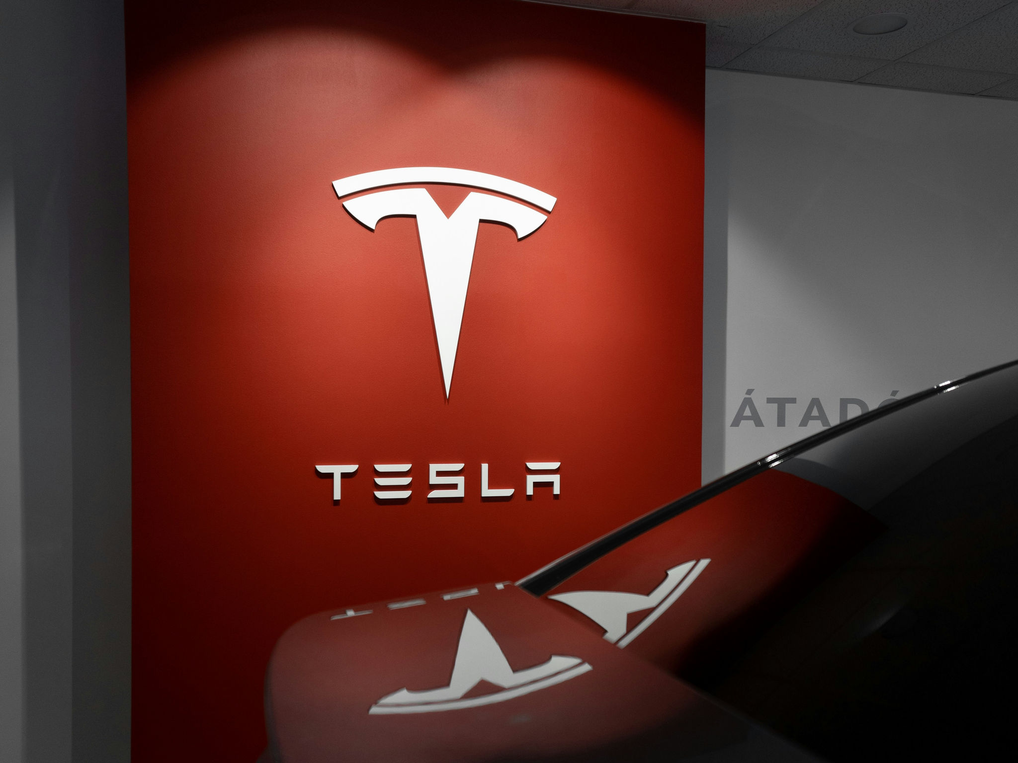 Hệ thống Autopilot của Tesla dường như không có lỗi trong vụ tai nạn cụ thể này.