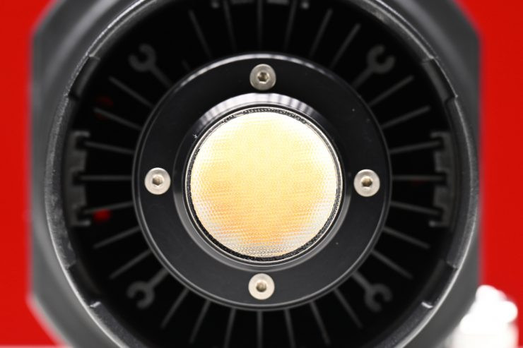 Cấu tạo bảng mạch GaN bên trong Maxima Spectra
