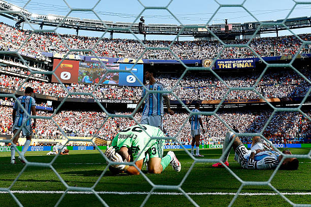 Argentina đang bị giới mộ điệu chỉ trích.