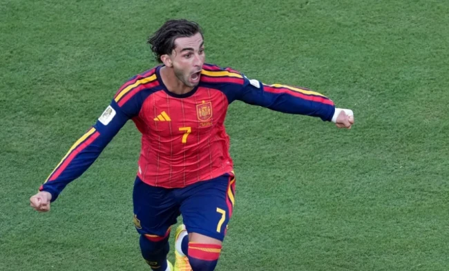 Ferran Torres ghi bàn thắng quyết định mang về chức vô địch cho Tây Ban Nha