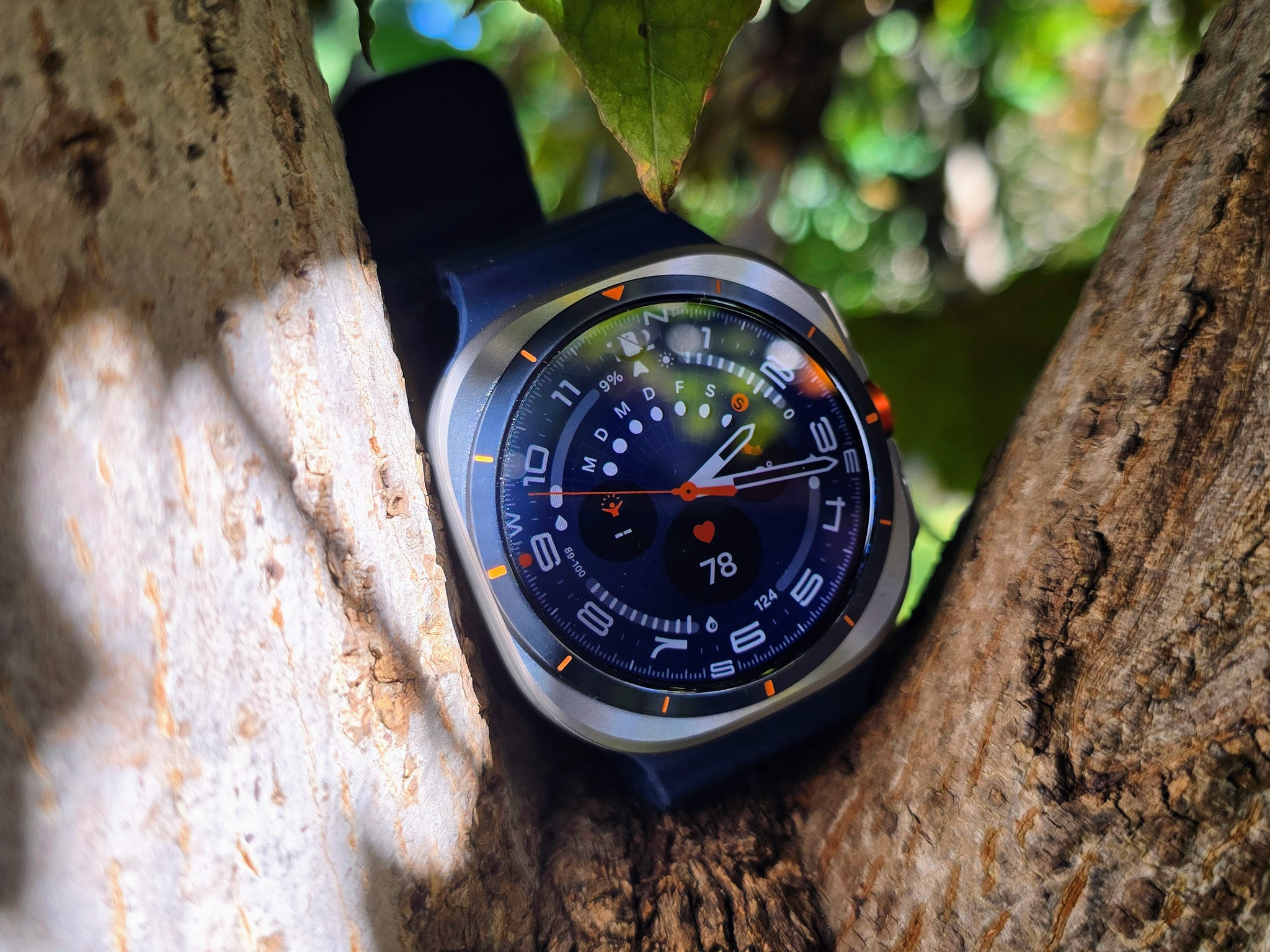 Màn hình Samsung Galaxy Watch Ultra 2