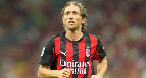 Luka Modric đồng ý gia hạn hợp đồng với AC Milan thêm một năm