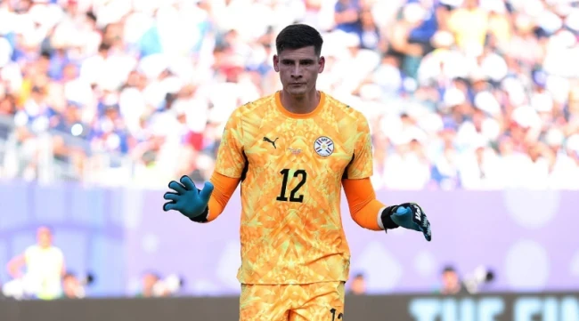 Orlando Gill trong màu áo Paraguay