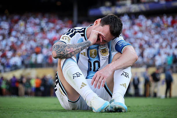Lionel Messi thất vọng sau trận chung kết World Cup 2026. Ảnh: Getty Images.