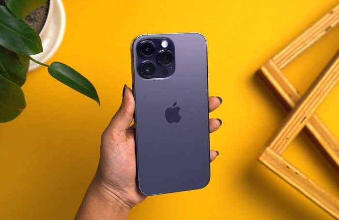iPhone 14 Pro Max với thiết kế Dynamic Island hiện đại