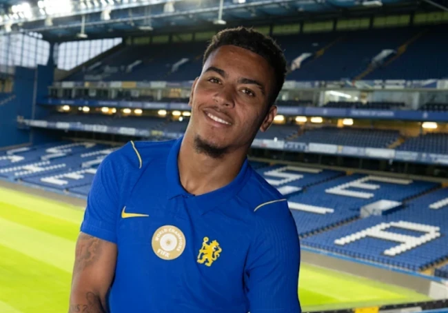 Morgan Rogers chính thức gia nhập Chelsea với giá kỷ lục