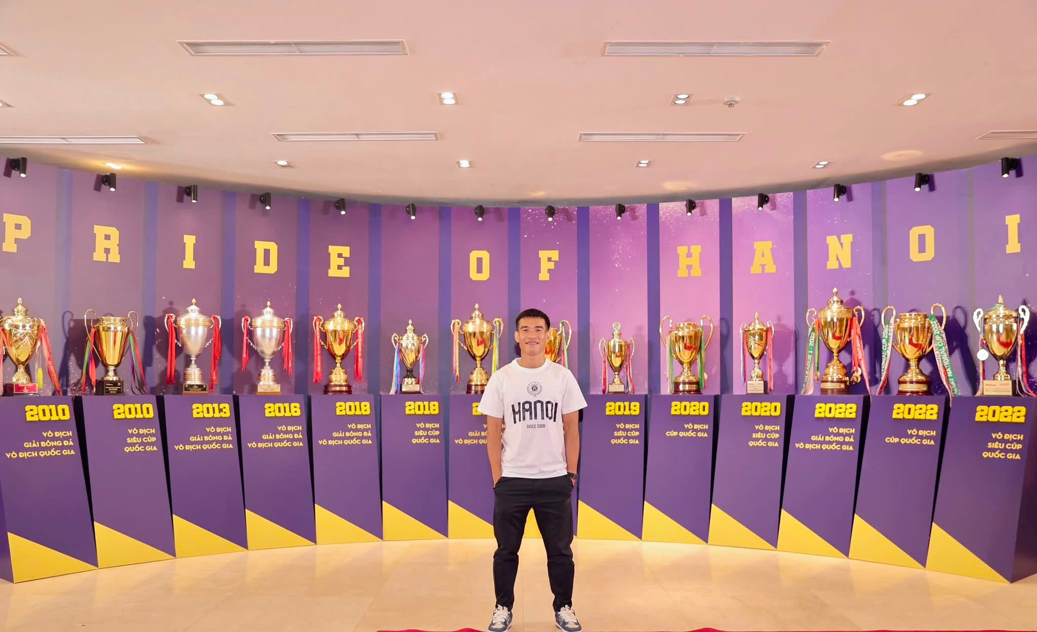 Tiền vệ Đậu Văn Toàn trong màu áo Hà Nội FC