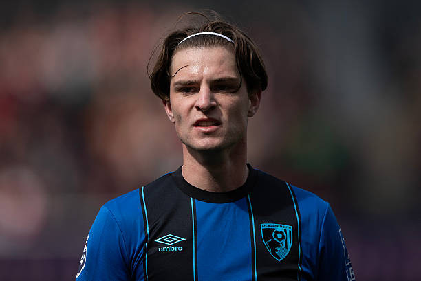 Alex Scott được nhiều đội bóng lớn quan tâm