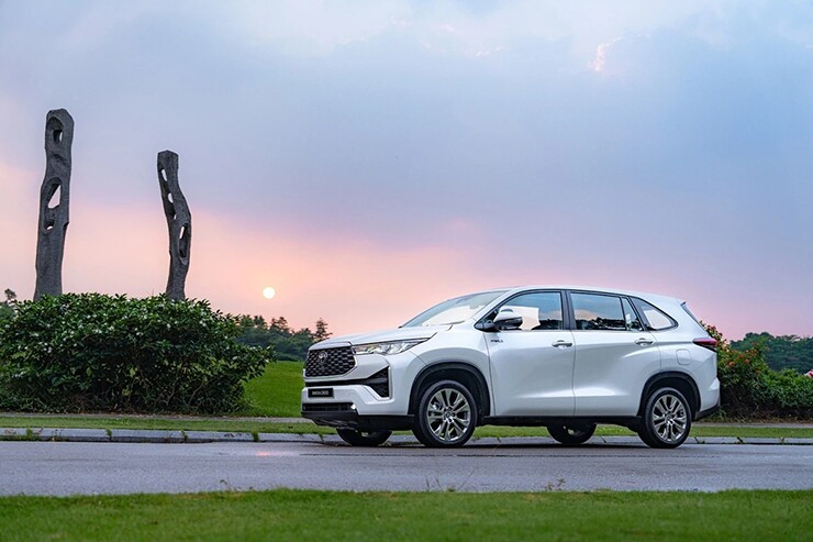 Toyota Innova Cross vận hành thực tế